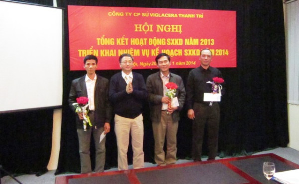 Công ty CP sứ Viglacera Thanh Trì tổ chức giao Kế hoạch SXKD và Đầu tư phát triển năm 2014